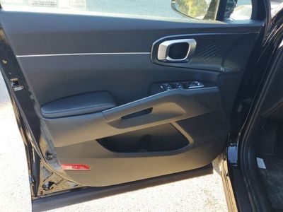 2025 Kia Sorento — detail view
