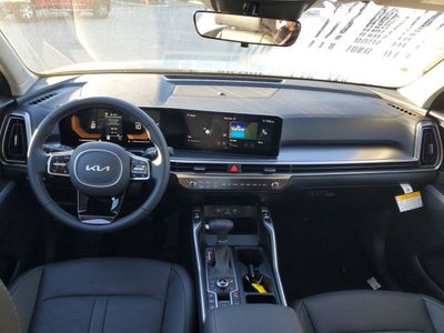 2025 Kia Sorento — photo 23 view