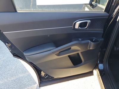 2025 Kia Sorento — photo 27 view