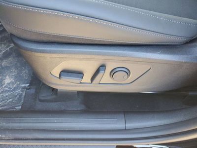 2025 Kia Sorento — photo 9 view