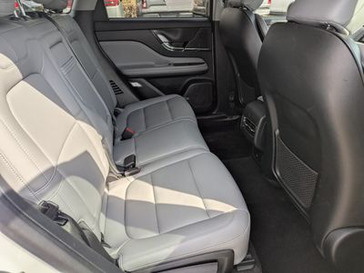 2022 Lincoln Corsair - Photo 13