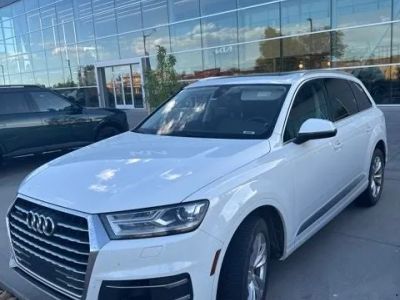 2017 Audi Q7 3.0T Premium Plus quattro in White — front three-quarter view