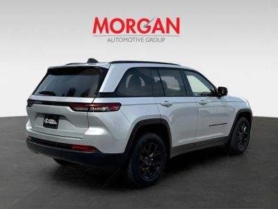 2024 Jeep Grand Cherokee — rear three-quarter view