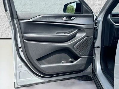2024 Jeep Grand Cherokee — photo 20 view