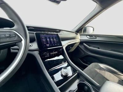 2024 Jeep Grand Cherokee — photo 25 view