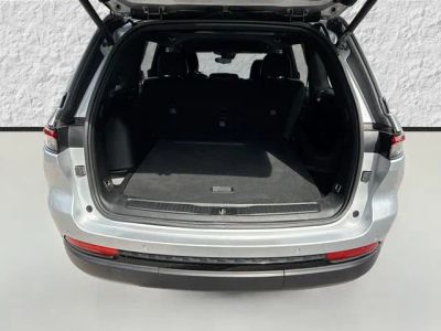 2024 Jeep Grand Cherokee — photo 11 view