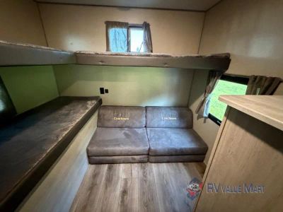 2022 Coachmen RV Catalina Legacy — photo 19 view