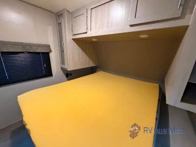 2022 Coachmen RV Catalina Legacy — photo 27 view