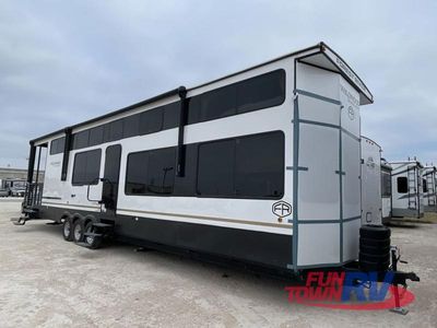 2025 Forest River RV Wildwood Grand Lodge - Photo 1