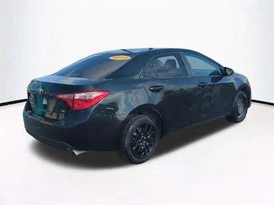 2018 Toyota Corolla — detail view