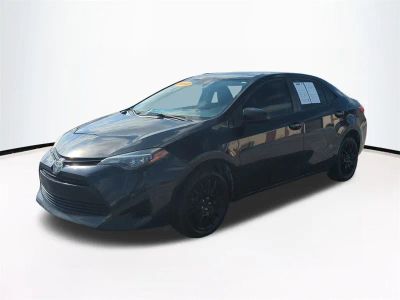 2018 Toyota Corolla — photo 9 view