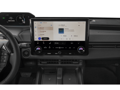 2026 Toyota bZ - Photo 15