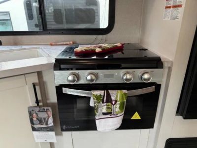 2026 Jayco Jay Flight SLX — photo 13 view