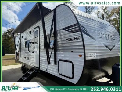 2026 Jayco Jay Flight SLX 261BHS — front three-quarter view
