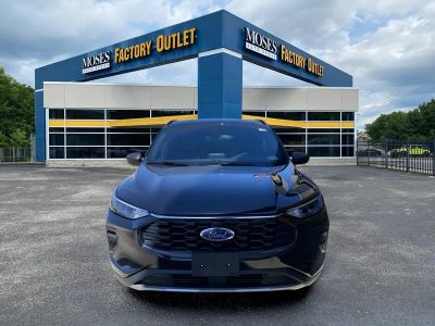 2025 Ford Escape — side profile view