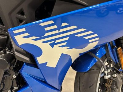 2025 Suzuki GSX-8R - Photo 13