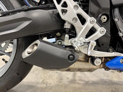 2025 Suzuki GSX-8R - Photo 15