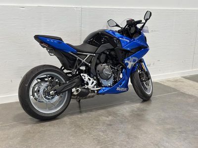 2025 Suzuki GSX-8R - Photo 7