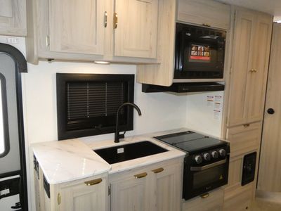 2026 Coachmen Cross Trail XL - Photo 7