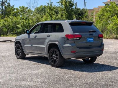 2020 Jeep Grand Cherokee - Photo 3