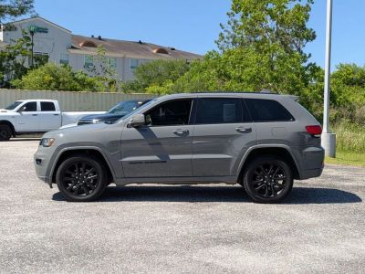 2020 Jeep Grand Cherokee - Photo 2
