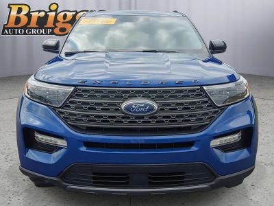 2022 Ford Explorer — side profile view