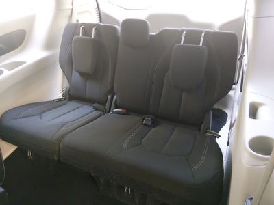 2023 Chrysler Voyager - Photo 17