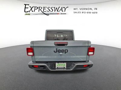 2026 Jeep Gladiator — detail view