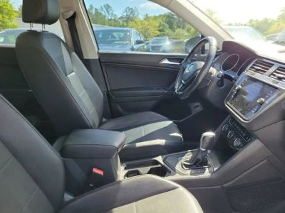 2018 Volkswagen Tiguan — photo 33 view