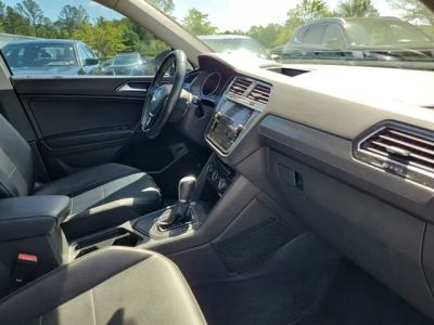 2018 Volkswagen Tiguan — photo 32 view