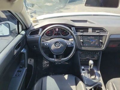 2018 Volkswagen Tiguan — photo 25 view