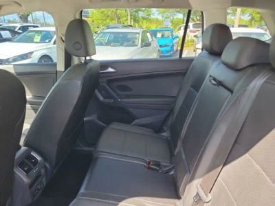 2018 Volkswagen Tiguan — photo 27 view