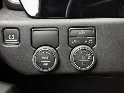 2026 Chevrolet Silverado 1500 - Photo 18