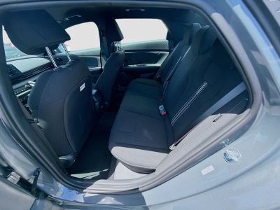 2026 Hyundai ELANTRA — photo 17 view