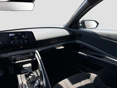 2026 Hyundai ELANTRA — photo 16 view