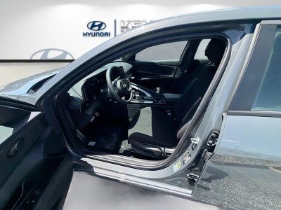2026 Hyundai ELANTRA — photo 14 view