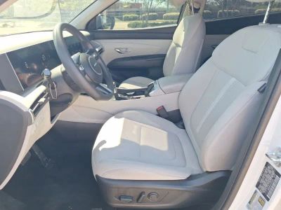 2025 Hyundai Tucson — photo 19 view