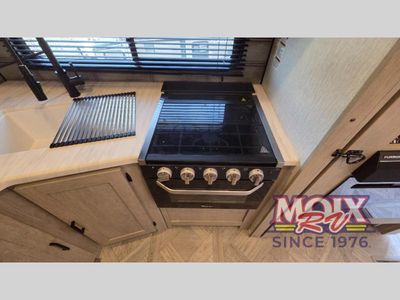 2024 Forest River RV Salem - Photo 8