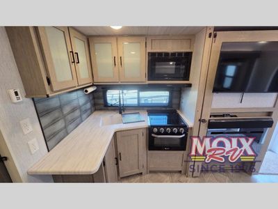 2024 Forest River RV Salem - Photo 7