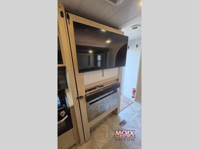 2024 Forest River RV Salem - Photo 11
