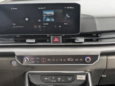 2026 Kia Carnival — photo 25 view
