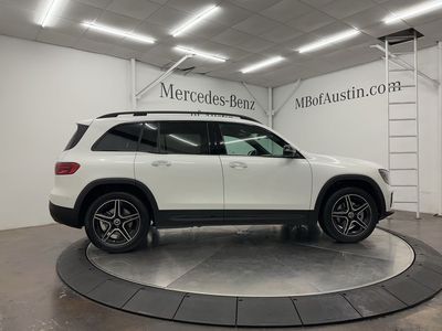 2026 Mercedes-Benz GLB — photo 8 view