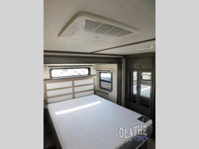 2023 Grand Design Solitude - Photo 21