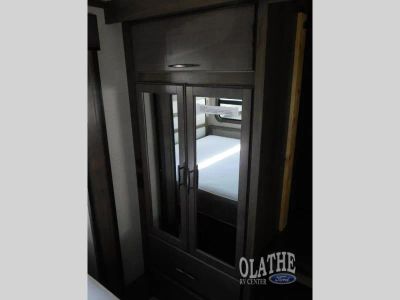 2023 Grand Design Solitude - Photo 26