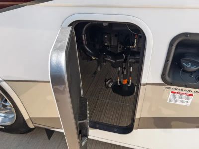 2027 Entegra VISION XL — photo 37 view