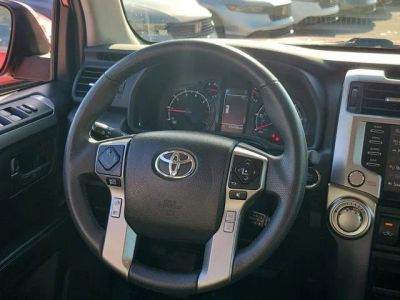 2024 Toyota 4Runner — photo 18 view