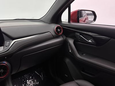 2025 Chevrolet Blazer - Photo 29