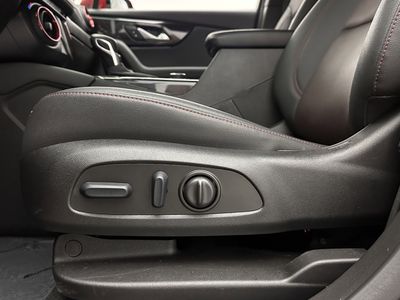 2025 Chevrolet Blazer - Photo 13