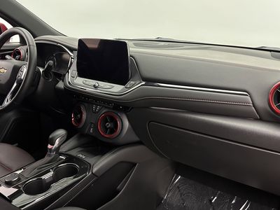 2025 Chevrolet Blazer - Photo 35