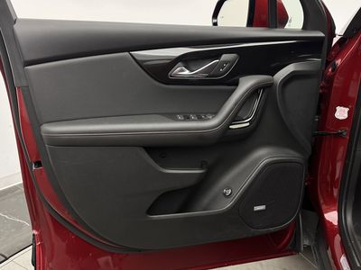 2025 Chevrolet Blazer - Photo 10